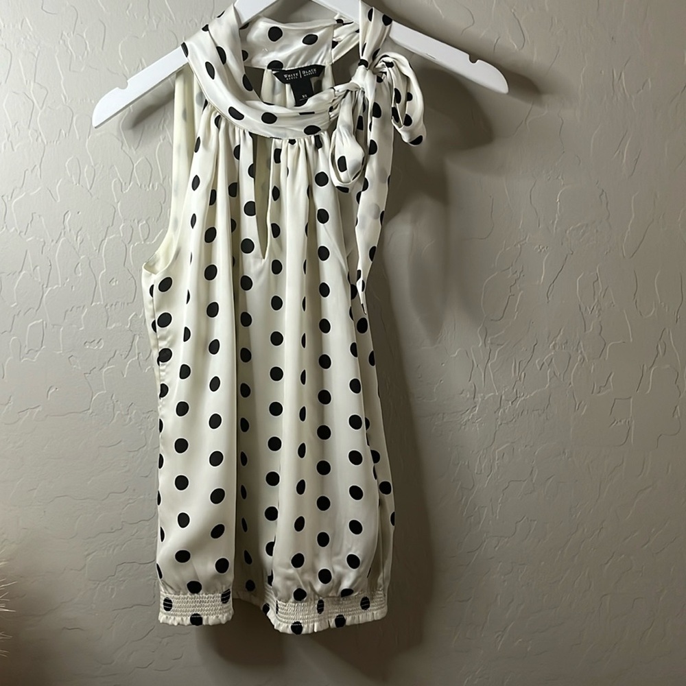 White House, black market, blousy, tank top polkadots, elastic trim size XS
